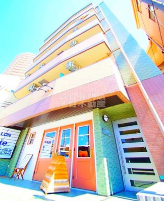 【外観】 | グランベルデ橋本 | スタイリッシュな建物♪