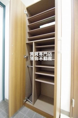 【収納】 | グランベルデ橋本 | たっぷり入るシューズ収納♪