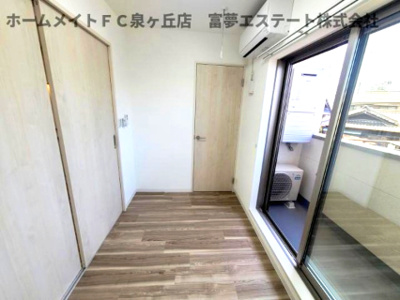 【洋室】 | ジーメゾン泉大津スフィール | リビングと洋室の戸を閉めたとき
※イメージ　同物件別号室の写真