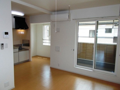 【居間・リビング】 | レジェンドⅥ | ゆったり過ごせる居間です