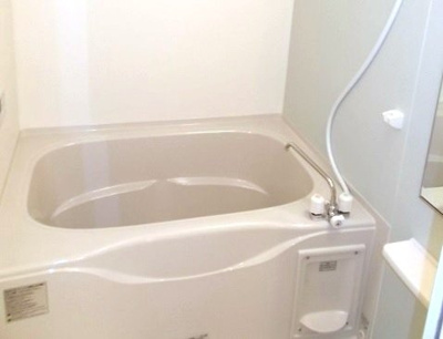 【浴室】 | レジェンドⅥ | ゆったり過ごせるお風呂です