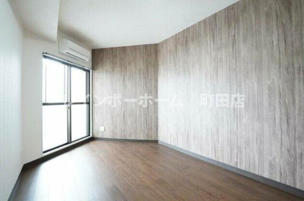 コンドミニアムメイ大倉山※初期費用分割あと払いサービス利用可能物件の居間・リビング