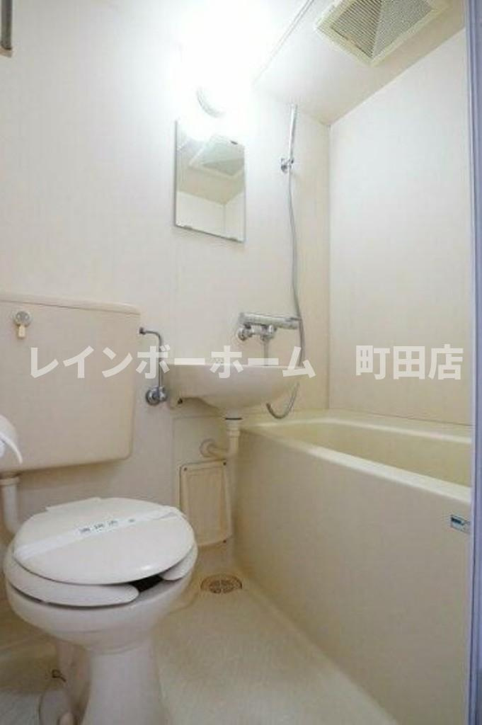 コンドミニアムメイ大倉山※初期費用分割あと払いサービス利用可能物件のトイレ