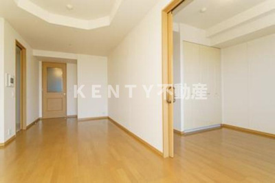 【居間・リビング】 | ゲートシティ大崎サウスパークタワー | ゆったりとした居間です