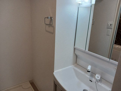 【洗面所】 | グランドレジデンスＭ１７ | 広い洗面スペース