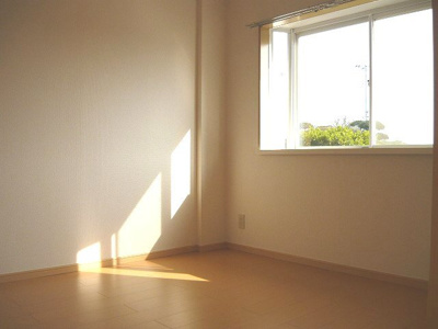 【内装】 | エルディム吉田Ⅱ | 明るい室内です