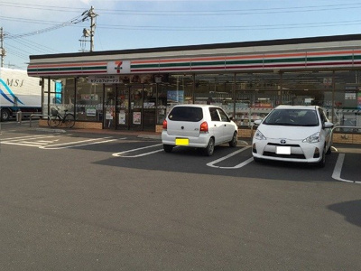 【周辺】 | ブローテ | セブンイレブン桶川殿山町店まで300m