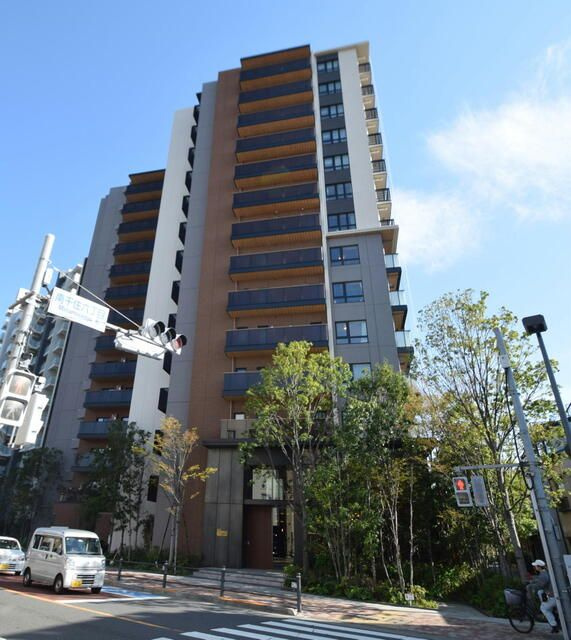 ライオンズ南千住グランプレイスの外観