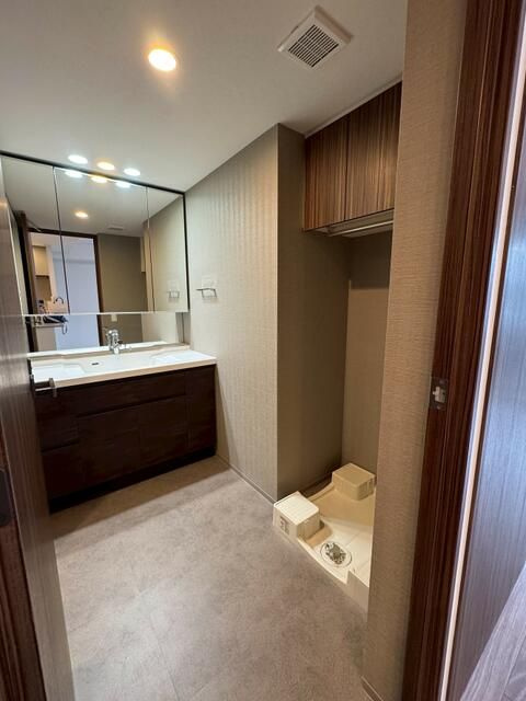 ライオンズ南千住グランプレイスの洗面所