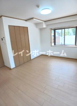 サニーシャトルの内装