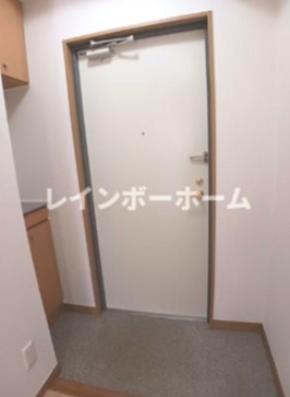 サニーシャトルの玄関