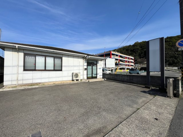 サン16住吉貸店舗