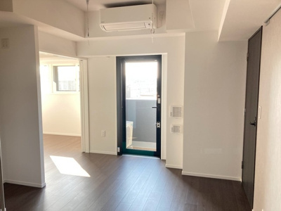 【居間・リビング】 | ＧＲＡＮＤ三軒茶屋ＷＥＳＴ