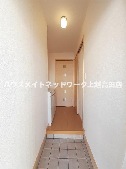 レゴリスＢの玄関|玄関