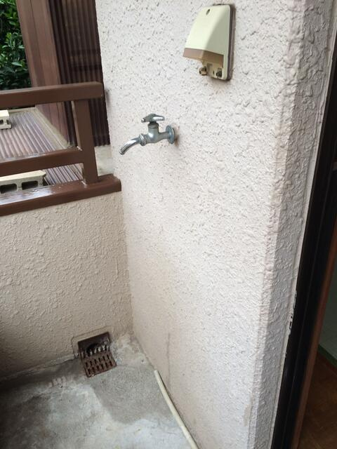 洗濯機置場はベランダです