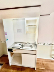 室内写真は同建物別部屋参考写真