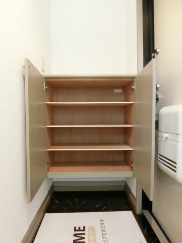 エスポワール米原B棟の収納
