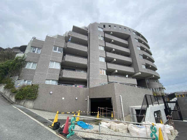 グランドゥール逆瀬川