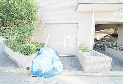 【その他共用部分】 | ルピナス静和 | 宅配集積場です。