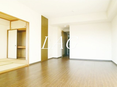 【居間・リビング】 | ルピナス静和 | 洋室のお部屋です。