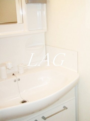 【洗面所】 | ルピナス静和 | 洗面台です。