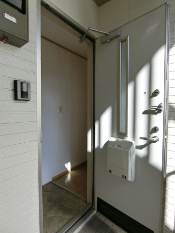 サンシャインNの玄関|イメージ102号室の写真