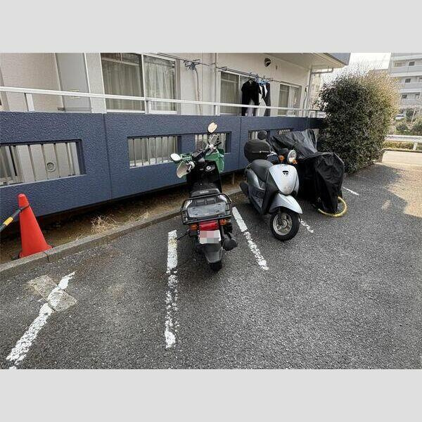 バイク置き場