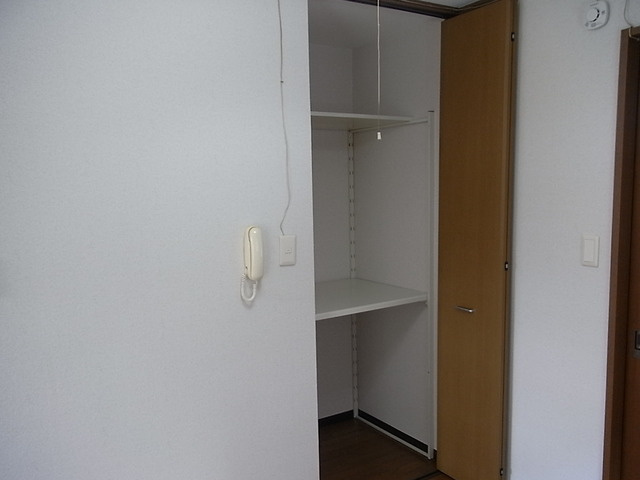 原田マンション船寺の収納