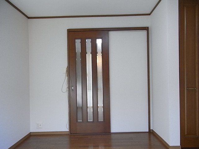 原田マンション船寺の洋室