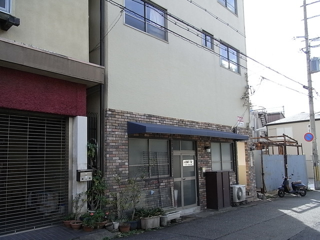 原田マンション船寺の外観