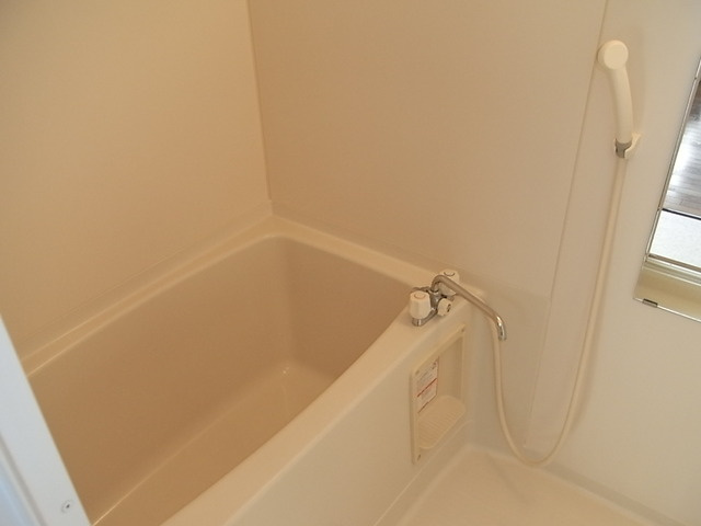 原田マンション船寺の浴室