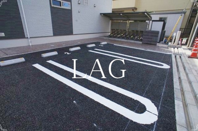 【その他共用部分】 | ブルーノ | 駐車場です。