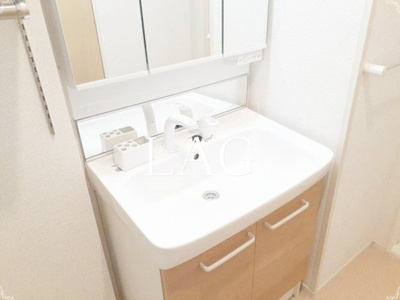 【洗面所】 | ブルーノ | 独立洗面台です。