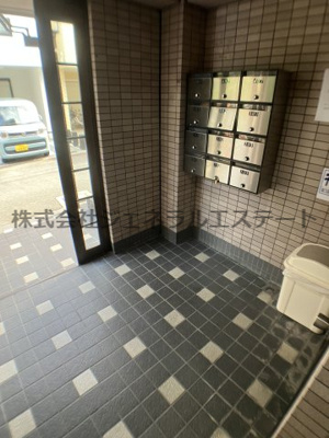 【エントランス】 | メゾンシーパレス