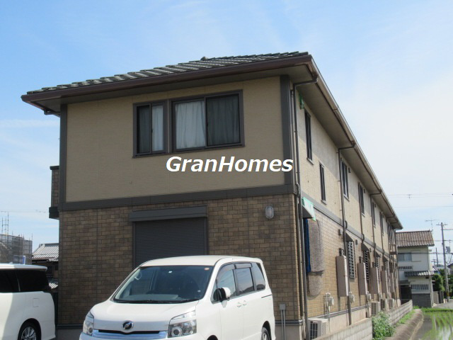 クレールヴィレッジ　A棟の外観