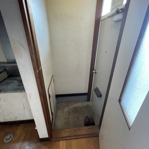 セイコーハイツやすのの玄関
