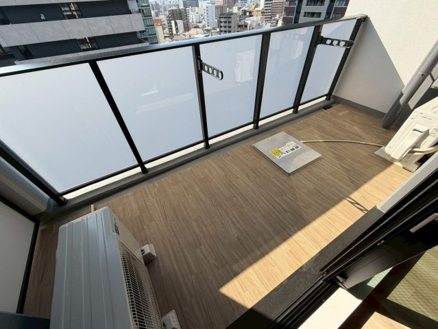 ソルレヴェンテ新梅田のバルコニー
