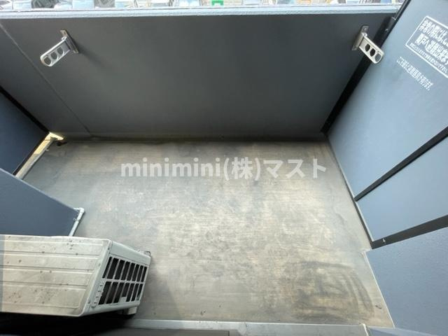 ATKレジデンスなにわ橋のバルコニー