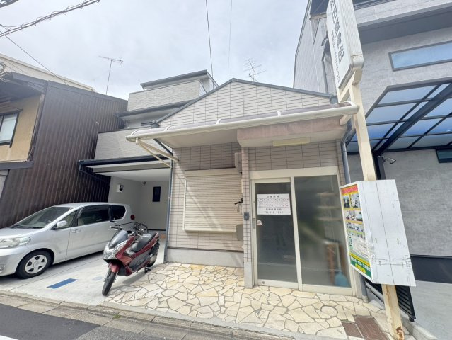 ◆京阪本線＆近鉄京都線の２沿線利用可能◆南向き物件◆店舗・事務所にも利用可◆伏見区東大文字町の外観|外観