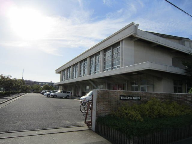 シャン・ド・フルールⅡ　　刈谷市近郊の賃貸はクラスホーム刈谷店の周辺|吉田小学校まで550m