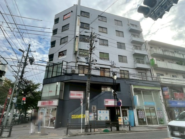 第１明が丘ビルの外観