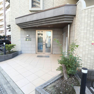 【エントランス】