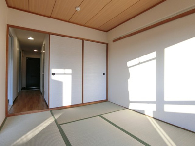 【寝室】 | ジョイフル久米田