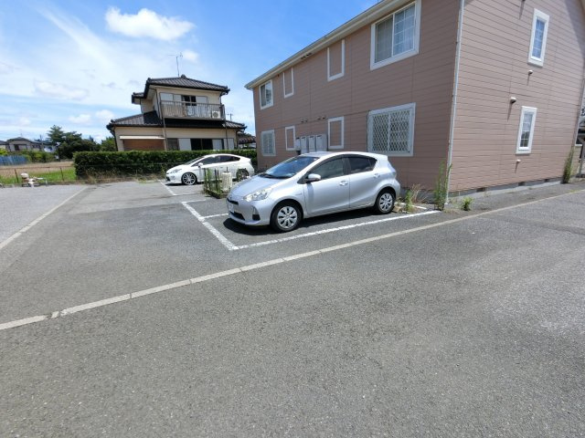 【駐車場】