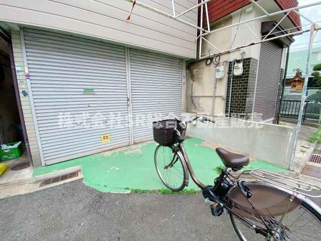 玉串町東3丁目中古戸建のその他共用部分|駐輪場として使えそうなスペースもあります！
