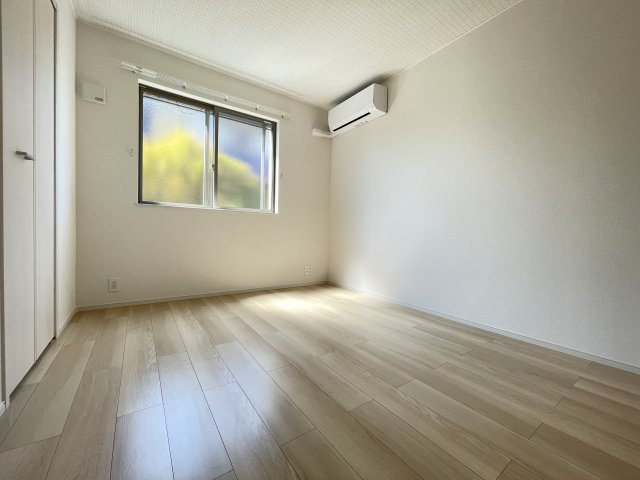 【寝室】
