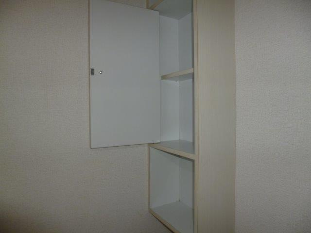 Ｖiｌｌa樫の木のトイレ|トイレ棚
