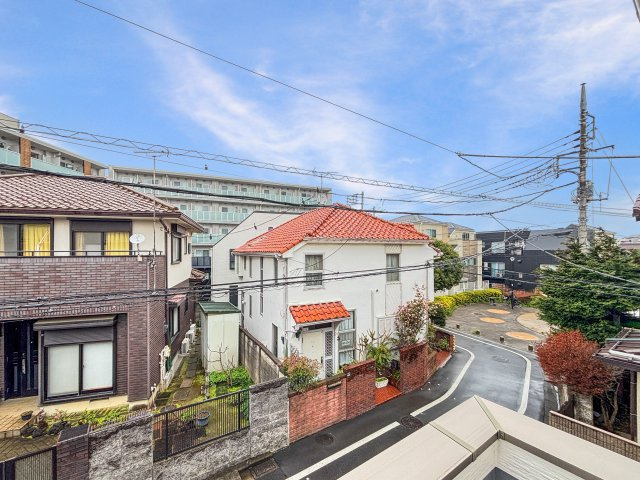 【展望】 | 板橋区赤塚２丁目　中古戸建て | ＜2階1LDK＞青空がパノラマのような視界を楽しめます