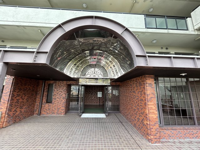 サンヴェール千里山のエントランス
