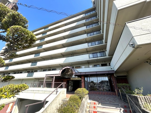 サンヴェール千里山の外観|新耐震基準のマンションです